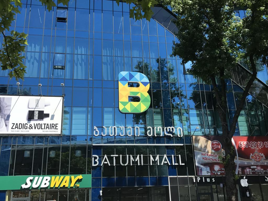 Batumi Center 3 Rooms City Side Екстер'єр фото